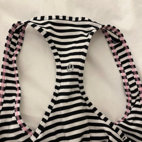 Lululemon Cool Racerback Tank Top in Classic Stripe Black & White Size 6 - Picture 2 of 2
